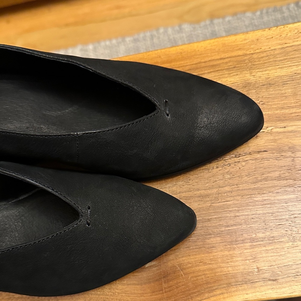 Eileen Fisher Women's Black Pointed Shoes size 7. - Picture 4 of 9